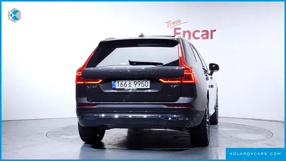 VOLVO XC60 B5 ULTIMATE BRIGHT