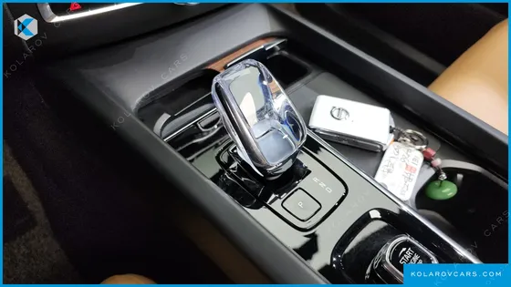 VOLVO XC60 B5 ULTIMATE BRIGHT