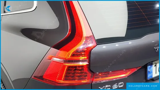 VOLVO XC60 B5 ULTIMATE BRIGHT