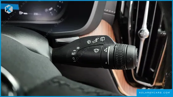 VOLVO XC60 B5 ULTIMATE BRIGHT