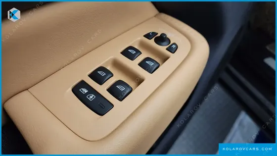 VOLVO XC60 B5 ULTIMATE BRIGHT