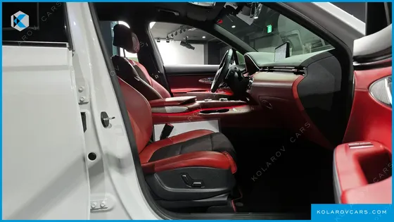GENESIS GV70 2.5T GASOLINE 2WD