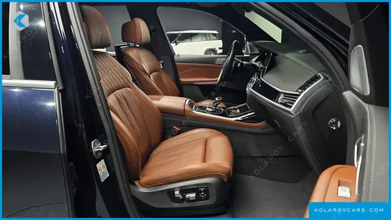 BMW X7 M50D