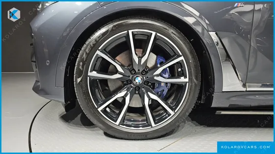 BMW X7 XDRIVE 30D M SPORT 6 STR