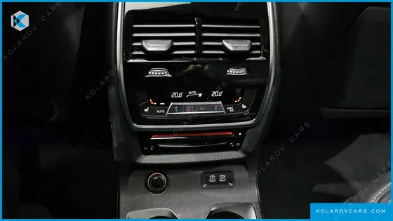 BMW X7 XDRIVE 30D DESIGN PURE EXCELLENT 6-SEATER