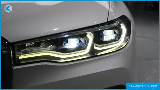 BMW X7 XDRIVE 30D DESIGN PURE EXCELLENT 6-SEATER