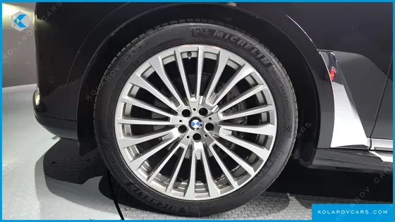 BMW X7 XDRIVE 40D DESIGN PURE EXCELLENCE 7-SEATER