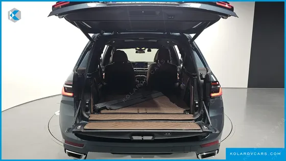 BMW X7 XDRIVE 40I DESIGN PURE EXCELLENCE 6-SEATER