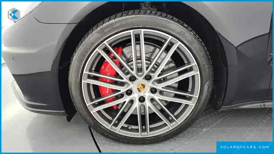 PORSCHE PANAMERA 4.0 TURBO