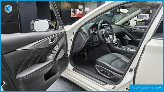 INFINITY Q50 3.0