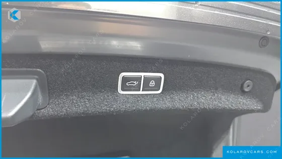 GENESIS G90 GASOLINE 3.5 TURBO AWD