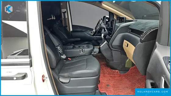 HYUNDAI STARIA NONE