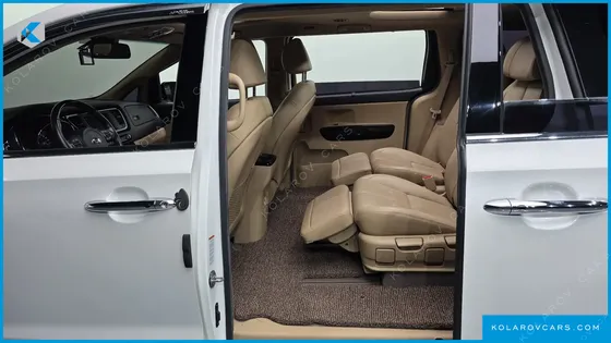 KIA CARNIVAL GASOLINE 7-SEATER LIMOUSINE
