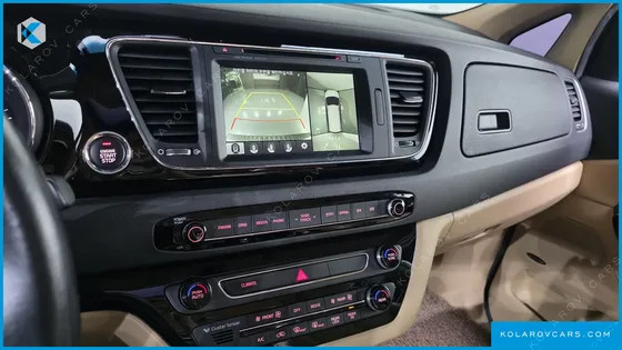 KIA CARNIVAL GASOLINE 7-SEATER LIMOUSINE