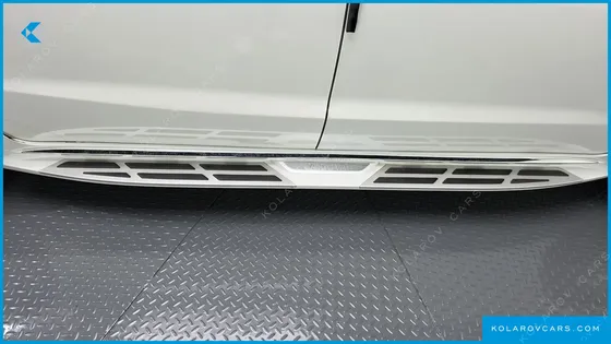KIA CARNIVAL GASOLINE 7-SEATER LIMOUSINE