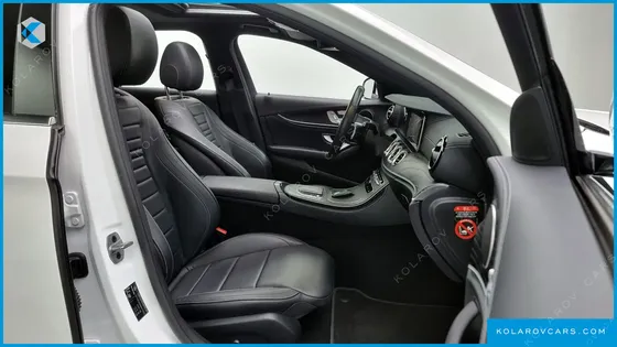 MERCEDES E-CLASS E220D 4MATIC AMG LINE