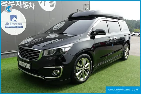 KIA CARNIVAL 9-SEATER HI-LIMOUSINE