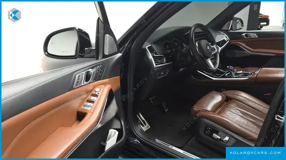 BMW X7 M50I 6STR