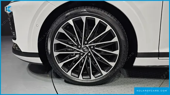 HYUNDAI GRANDEUR 2,5 GASOLINE 2WD