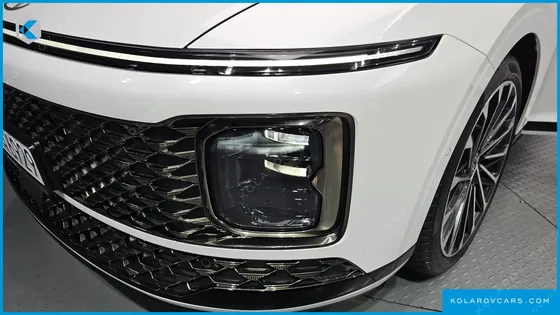 HYUNDAI GRANDEUR 2,5 GASOLINE 2WD