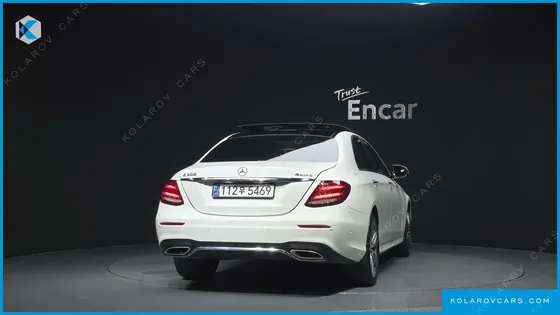 MERCEDES E-CLASS E300 4MATIC AMG LINE