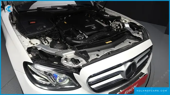 MERCEDES E-CLASS E300 4MATIC AMG LINE