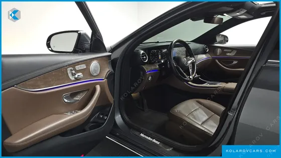 MERCEDES E-CLASS E300E 4MATIC EXCLUSIVE
