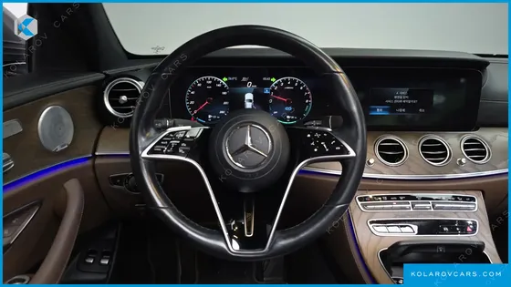 MERCEDES E-CLASS E300E 4MATIC EXCLUSIVE