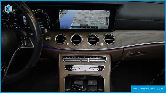 MERCEDES E-CLASS E300E 4MATIC EXCLUSIVE