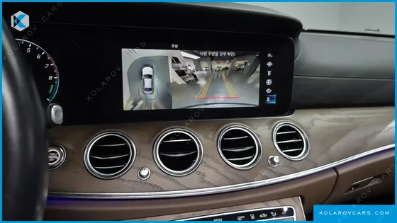 MERCEDES E-CLASS E300E 4MATIC EXCLUSIVE
