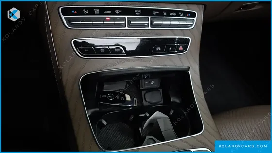 MERCEDES E-CLASS E300E 4MATIC EXCLUSIVE