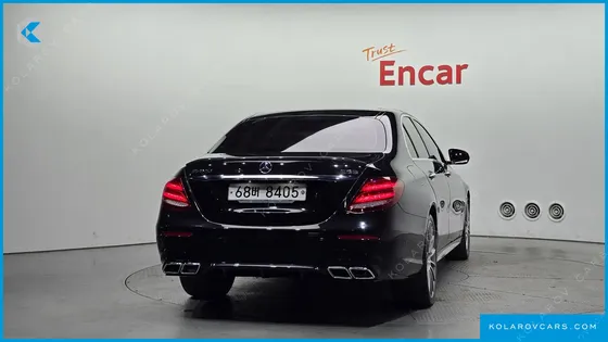 MERCEDES E-CLASS E300 4MATIC AMG LINE