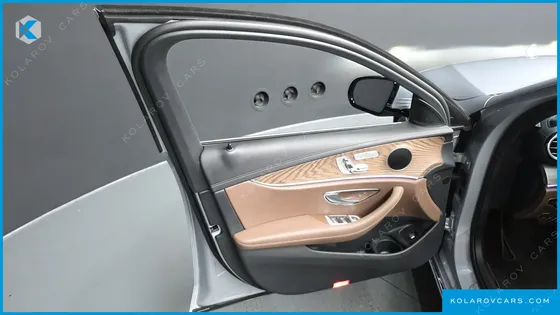 MERCEDES E-CLASS E250 EXCLUSIVE