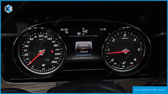 MERCEDES E-CLASS E220D 4MATIC EXCLUSIVE
