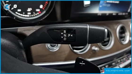 MERCEDES E-CLASS E220D 4MATIC EXCLUSIVE