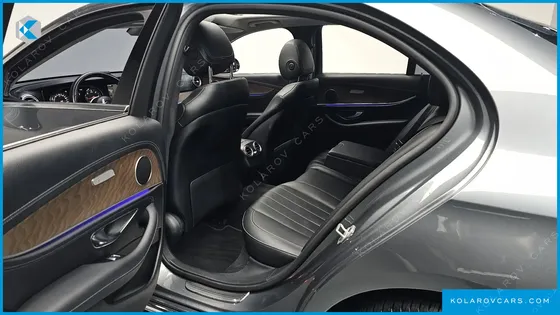 MERCEDES E-CLASS E220D 4MATIC EXCLUSIVE