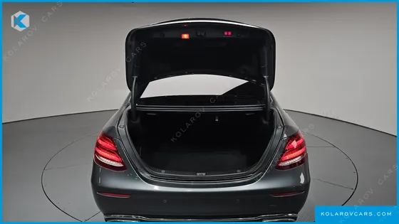 MERCEDES E-CLASS E220D 4MATIC EXCLUSIVE