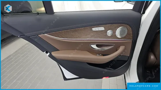 MERCEDES E-CLASS E220D 4MATIC EXCLUSIVE