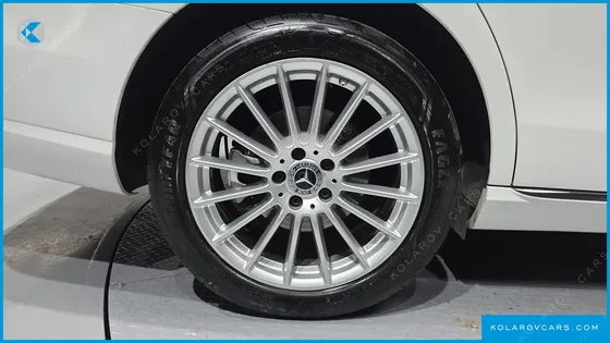 MERCEDES E-CLASS E250 EXCLUSIVE