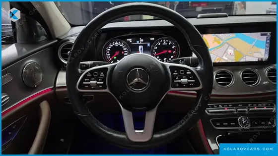 MERCEDES E-CLASS E300 AVANTGARDE