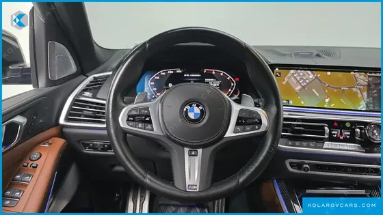 BMW X5 M50I