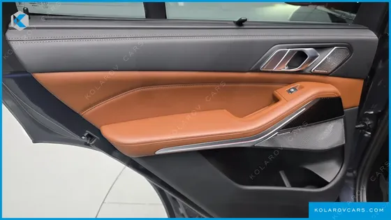 BMW X5 M50I