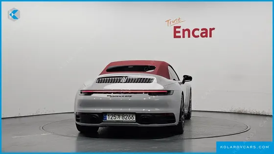 PORSCHE 911 CARRERA 4 CABRIOLET