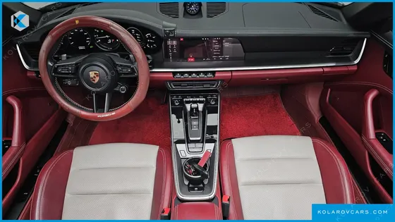 PORSCHE 911 CARRERA 4 CABRIOLET