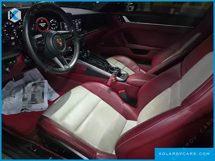 PORSCHE 911 CARRERA 4 CABRIOLET