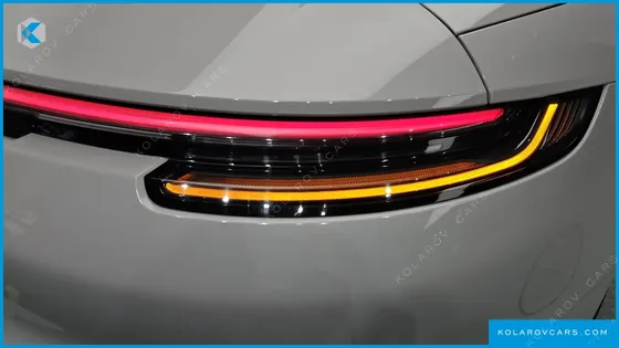 PORSCHE 911 CARRERA 4 CABRIOLET