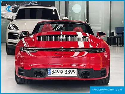 PORSCHE 911 CARRERA 4 CABRIOLET