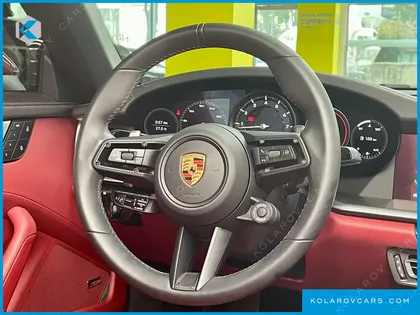 PORSCHE 911 CARRERA 4 CABRIOLET