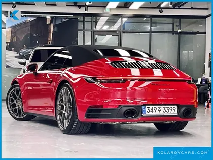 PORSCHE 911 CARRERA 4 CABRIOLET