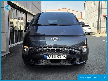 HYUNDAI STARIA 4WD TOURER 9-SEATER